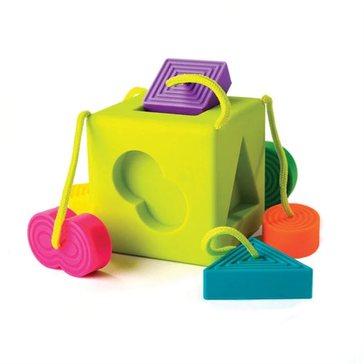 🧩 OombeeCube Sorteringskasse – læring og leg i ét 🎨 🌈💛Fat Brain