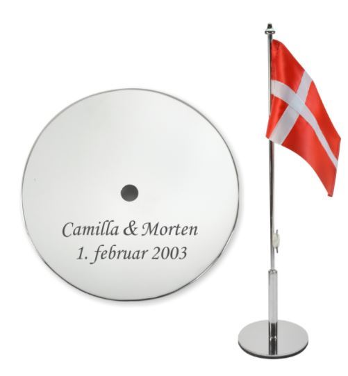 Bordflag graveret med navne & dato - Memozz