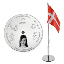 Konfirmationsflag graveret med foto og data - Memozz