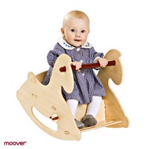 Gyngehest med barn , Natur - Moover